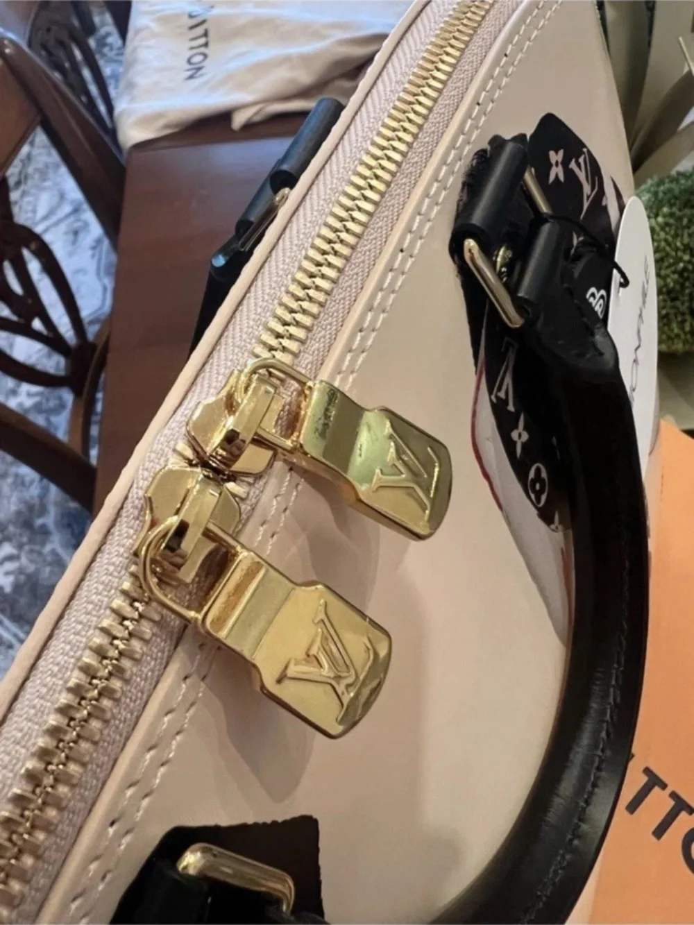Louis Vuitton louis vuitton